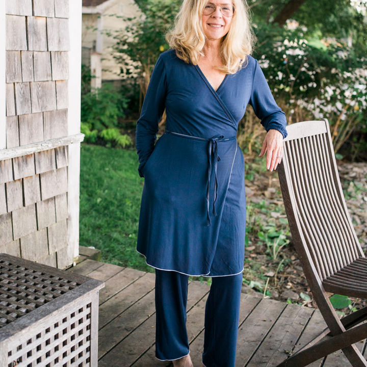 Robe, Bath Robe, Blue, Dark Blue, wrap dress, Loungewear, Sleepwear, plus sizes, sustainable production, enhanced breathability, breathability, Tencel, Modal, Made in Canada, Mimi Island Designs, female, women, mothers, daughters, buttery soft, ultra soft, gift